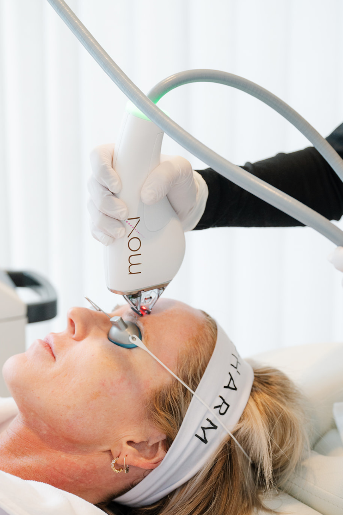 What Is Moxi Laser Treatment + Benefits