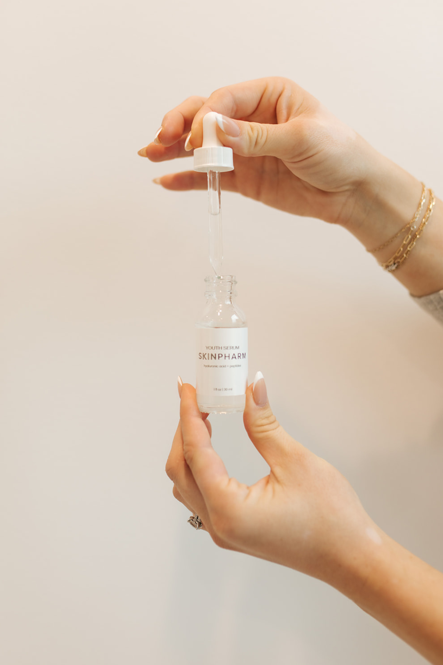 Snail Mucin: Before or After Hyaluronic Acid?