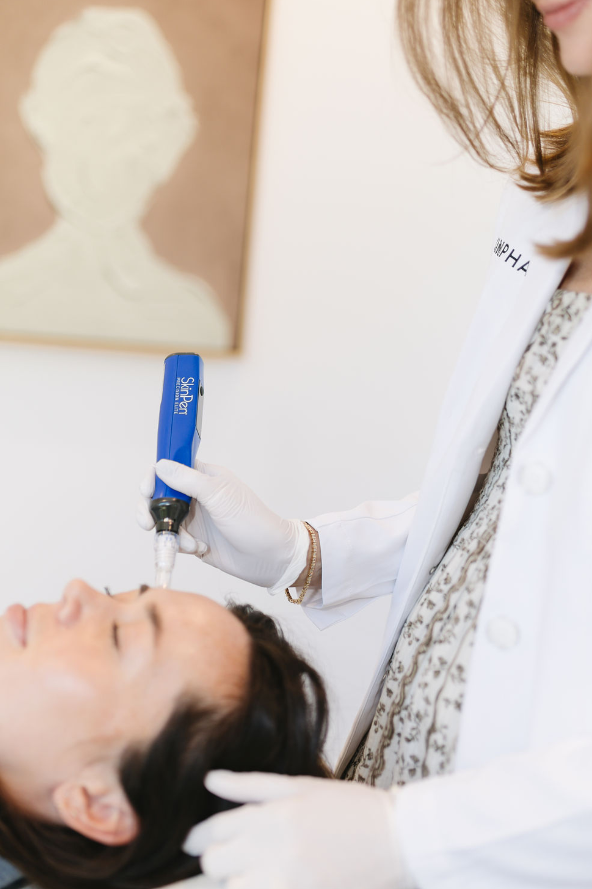 What’s Microneedling? Here’s Everything You Need to Know