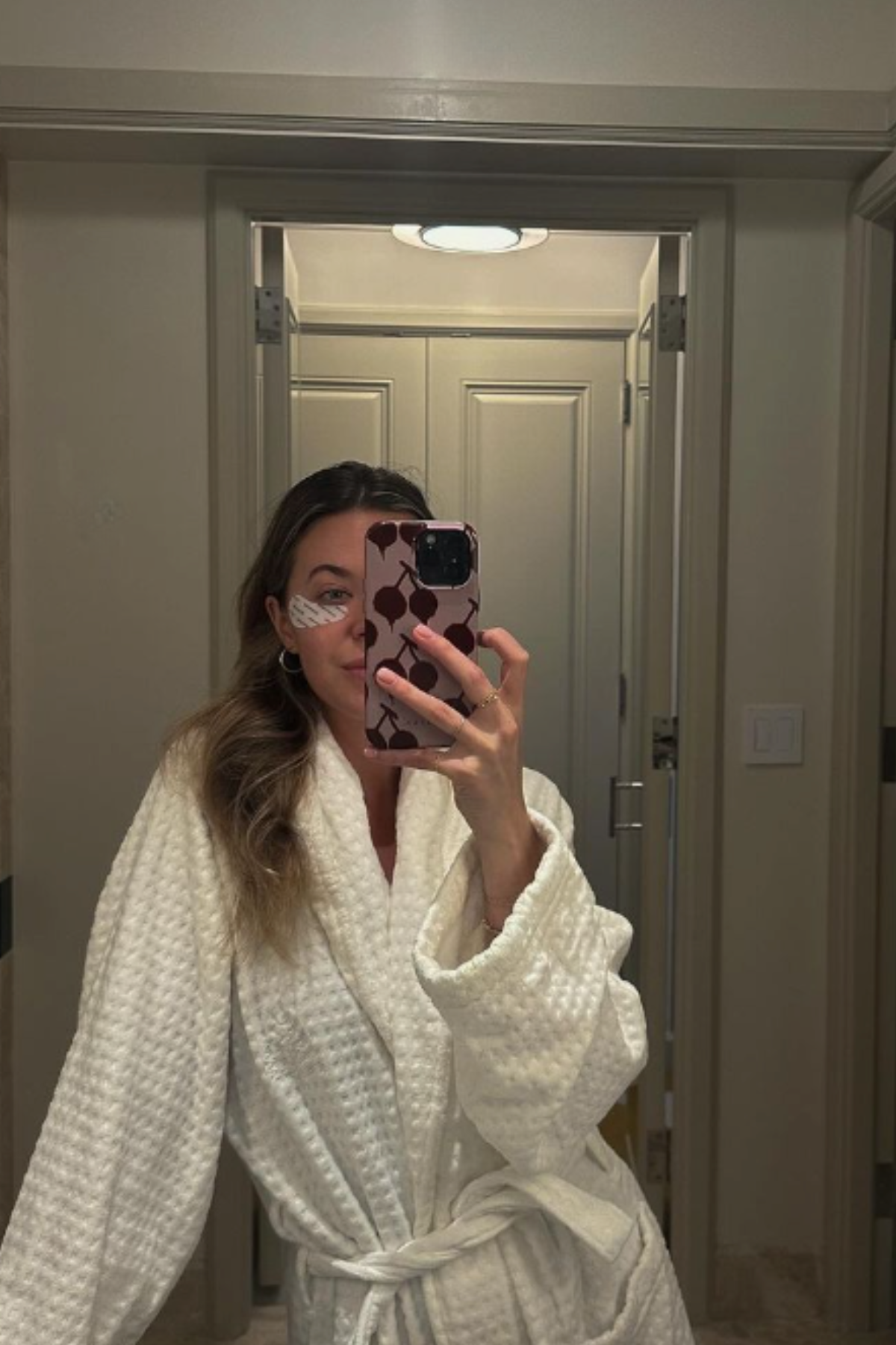 How to Wear Under-Eye Patches + When to Use