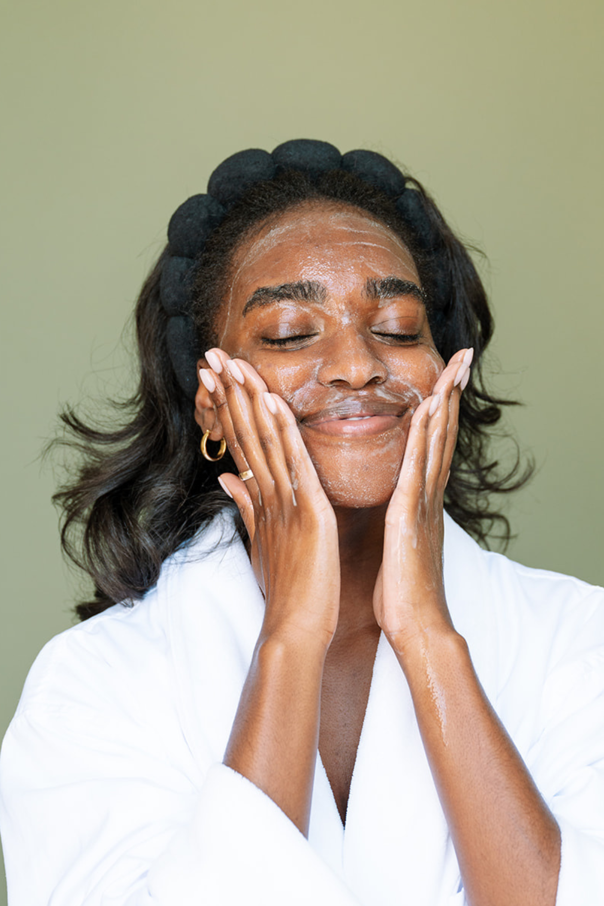 How to Remove BuiltUp Dirt From Skin in 5 Easy Ways • Skin Pharm