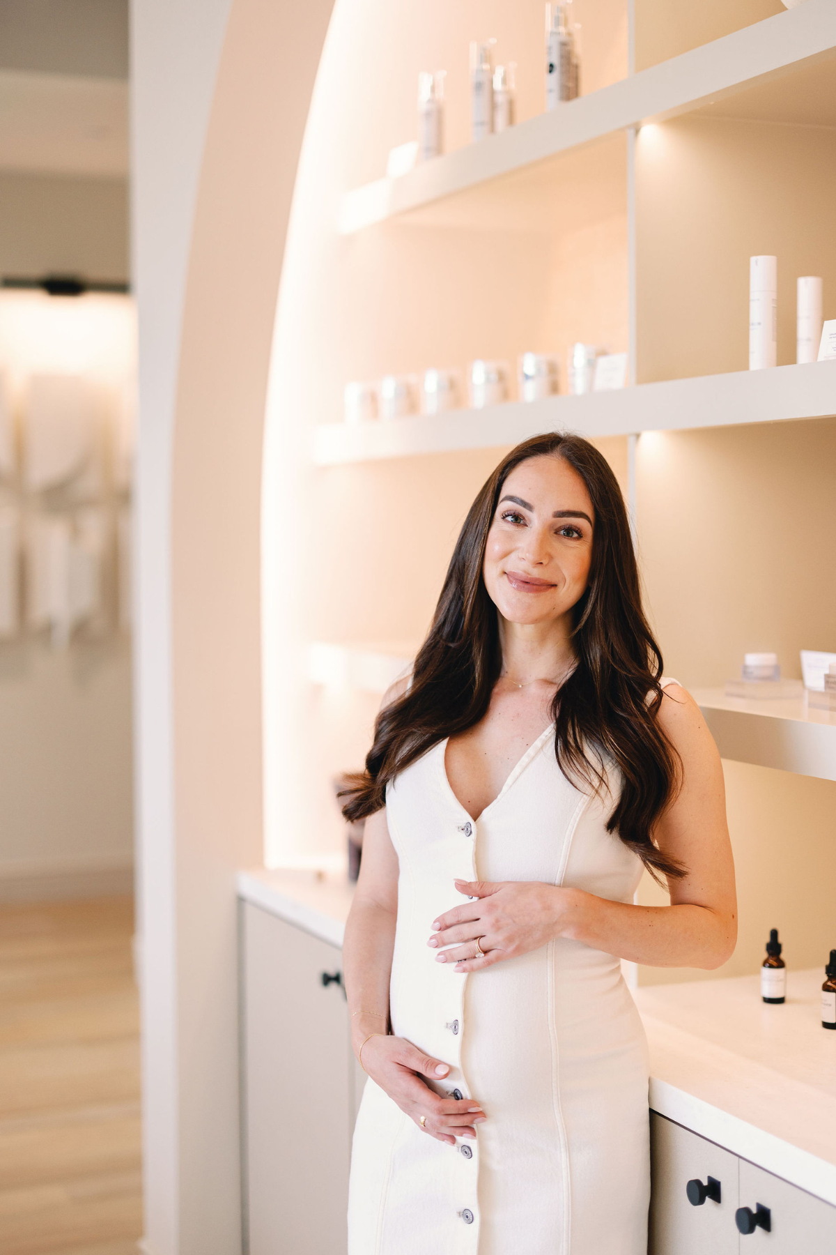 4 Pregnancy-Safe Treatments to Enhance Your Glow